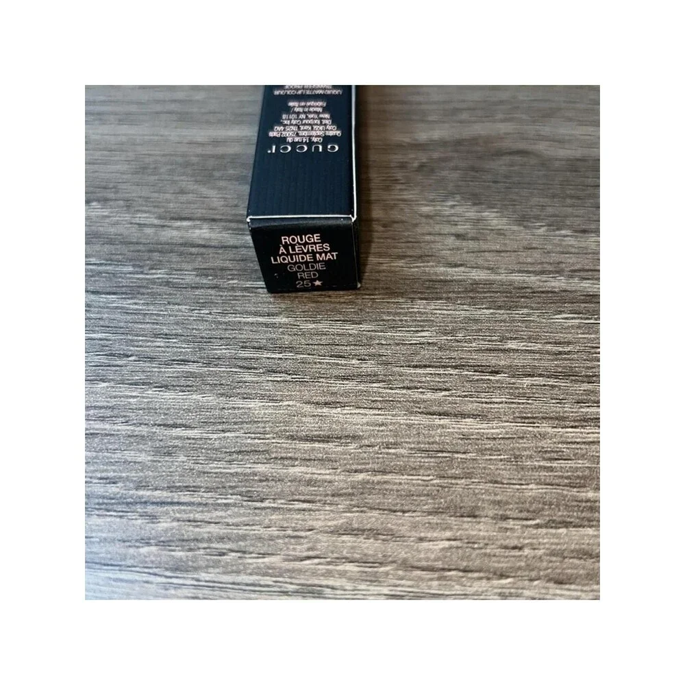 Gucci Liquid Matte Lip Colour - Goldie Red #25